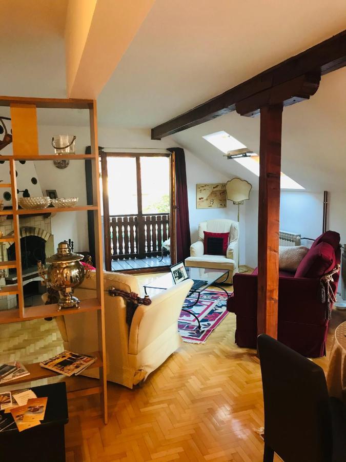 Apartman Simple Apartment ซาราเยโว ภายนอก รูปภาพ