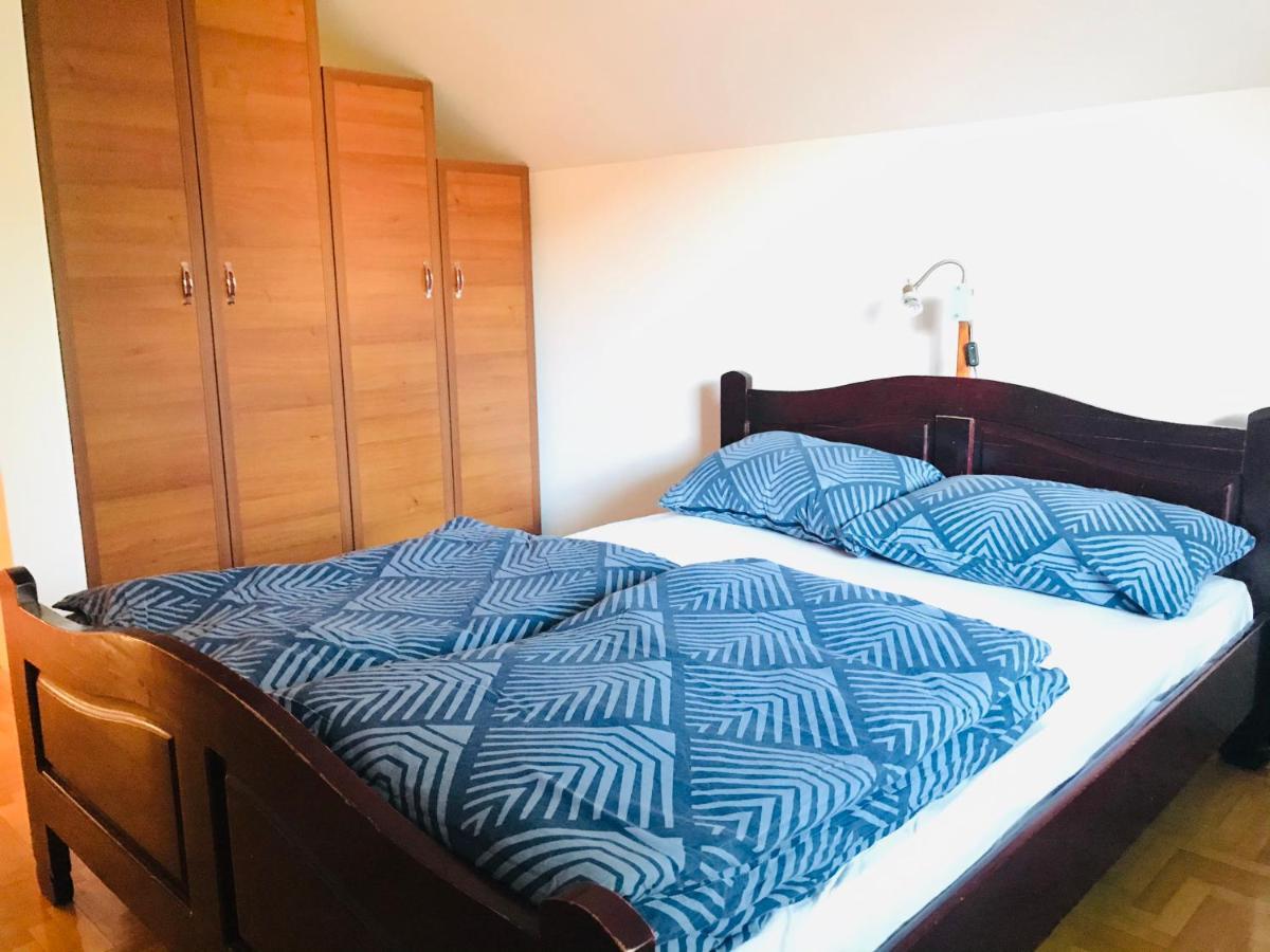 Apartman Simple Apartment ซาราเยโว ภายนอก รูปภาพ