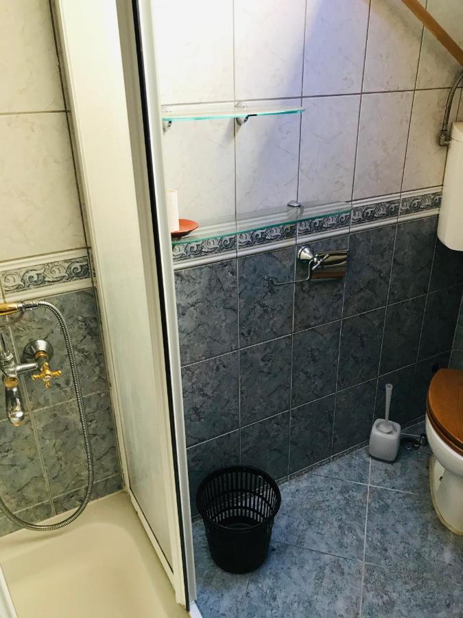 Apartman Simple Apartment ซาราเยโว ภายนอก รูปภาพ